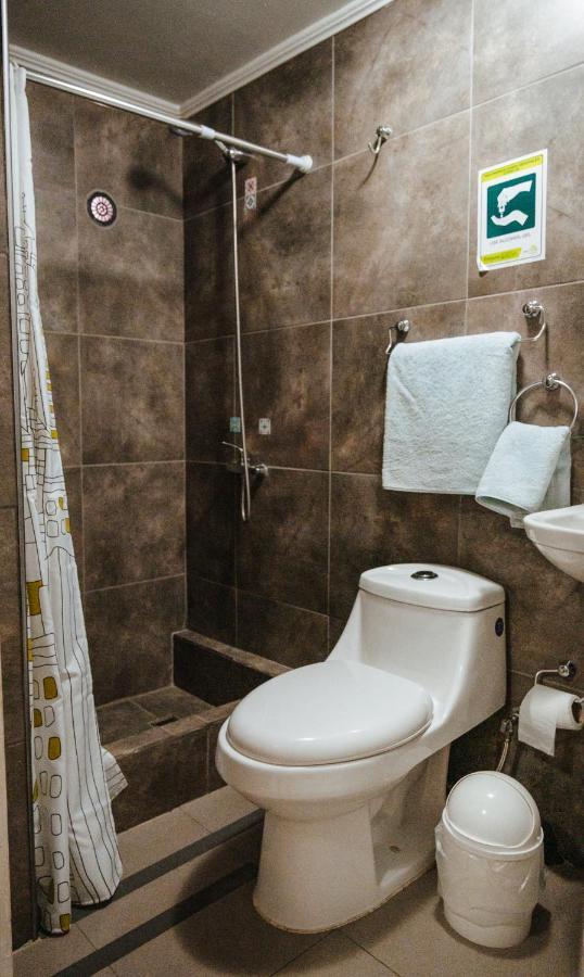 Di Giorgio Hostal Antofagasta Exteriör bild